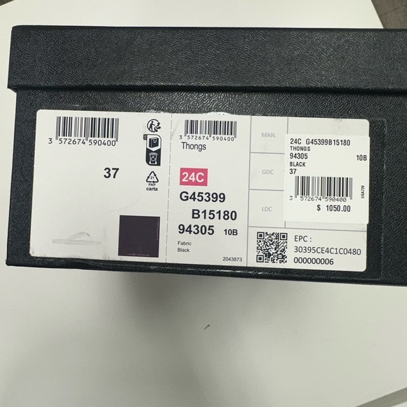 CHANEL Logo Flip Flops in Black/Gold - Picture 5 of 9